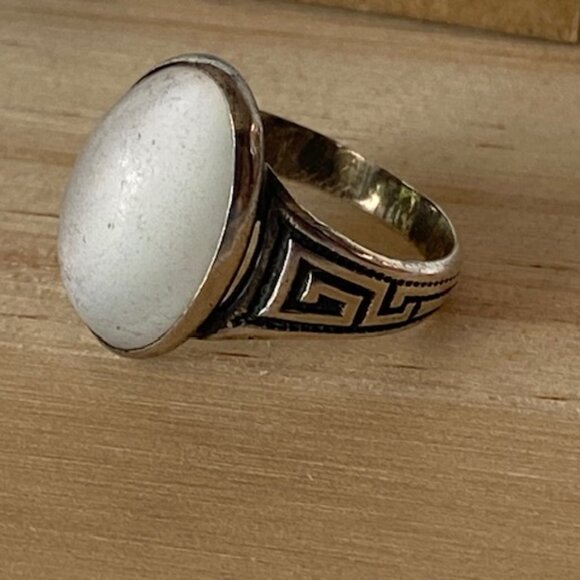 Vintage Ring. Sterling Silver Size 4.5 - Picture 4 of 11